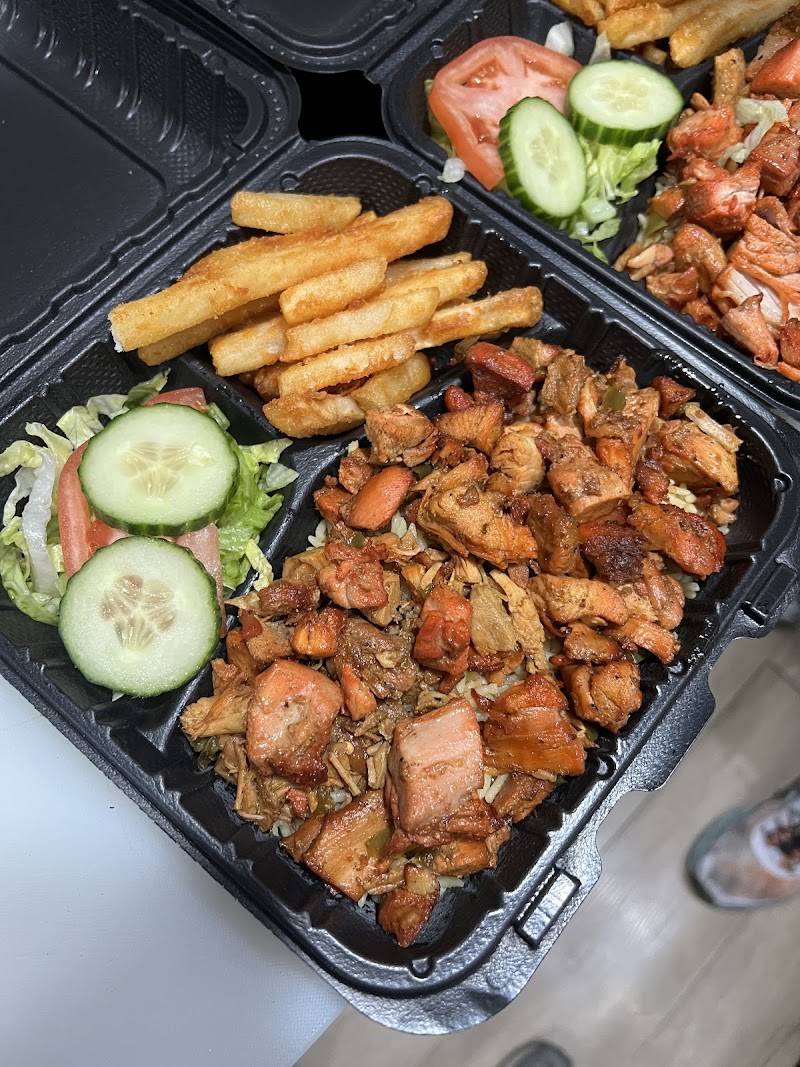 Sajal Hot Chicken & Gyro Grill